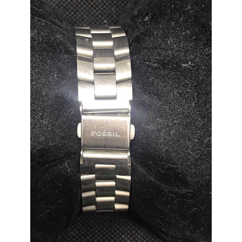 Fossil Extremely Rare And Authentic Watch Model 2… - image 3
